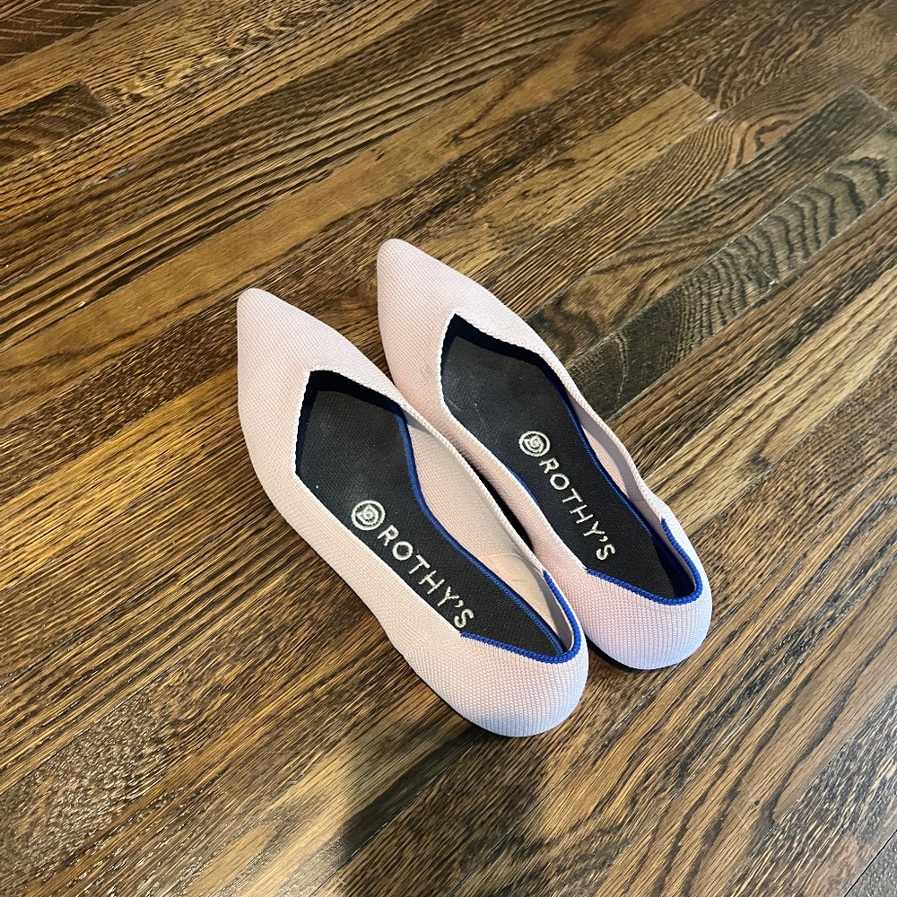 Light Pink Rothy’s Pointe Flats